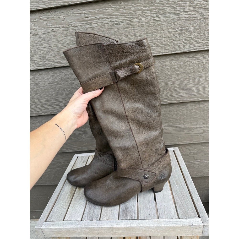 Born Women Brown Leather Tall Harness Boots Buckle Side Zip W22522 Size 8.5